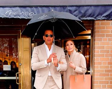 Insidiousness and love: what skeletons in the closet could the hasty romance of Jennifer Lopez and Alex Rodriguez hide? Allegedly, the scandal did not affect her... at first